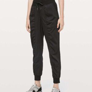 Lululemon Dance Studio Joggers 29"